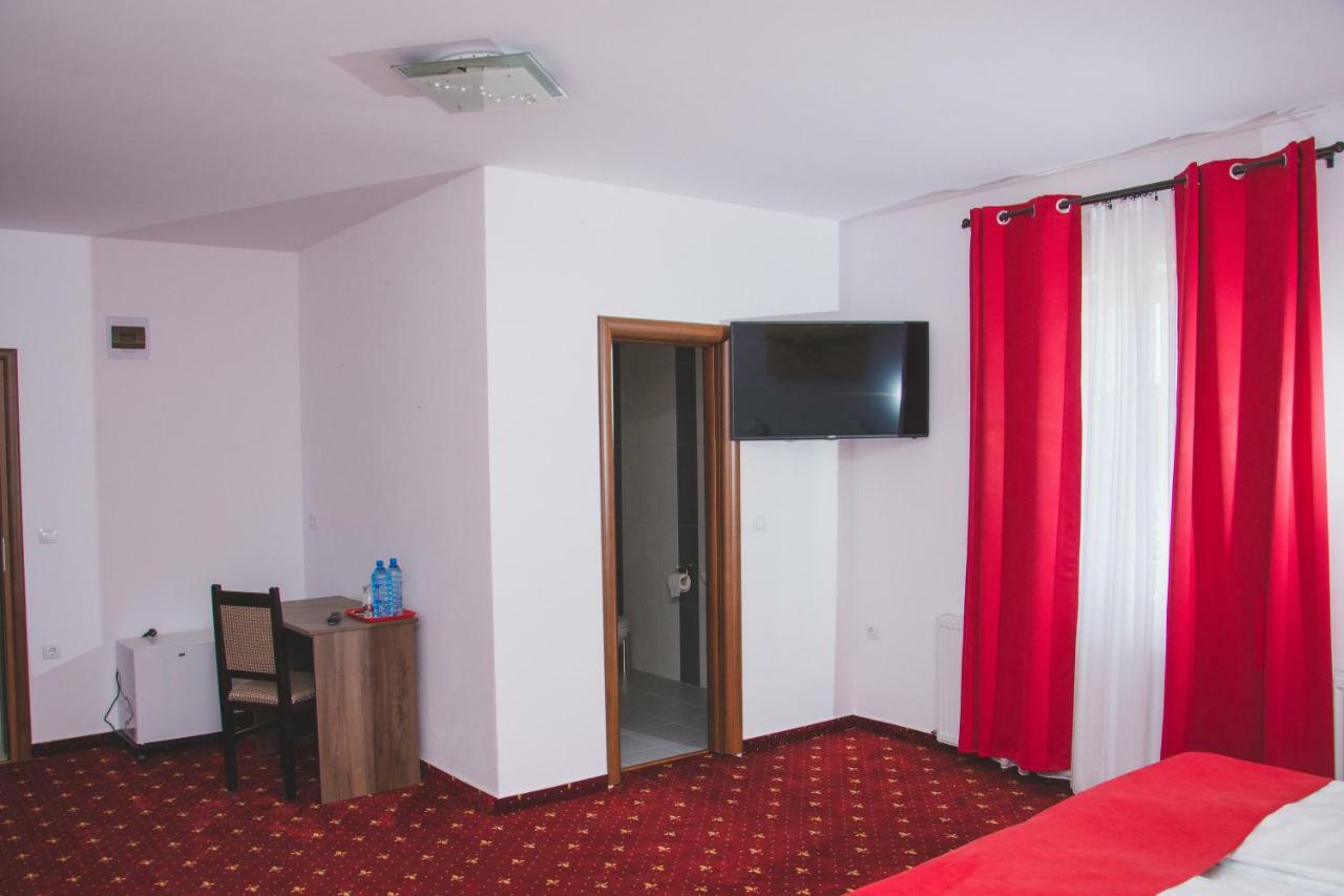 Pensiunea Iliada Sibiu Extérieur photo